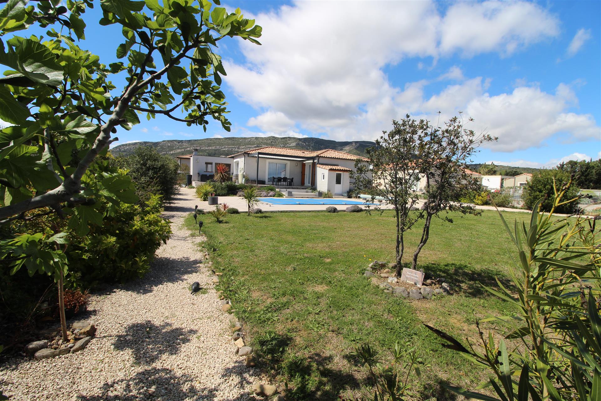 Maison à vendre, 3m², Fabrezan