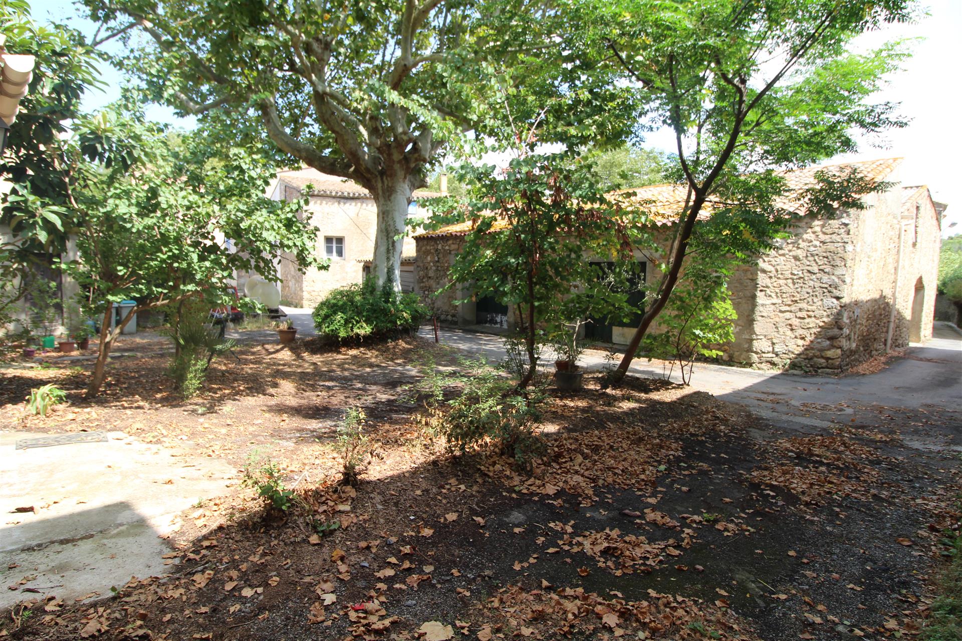 Maison à vendre, NaNm², Montséret