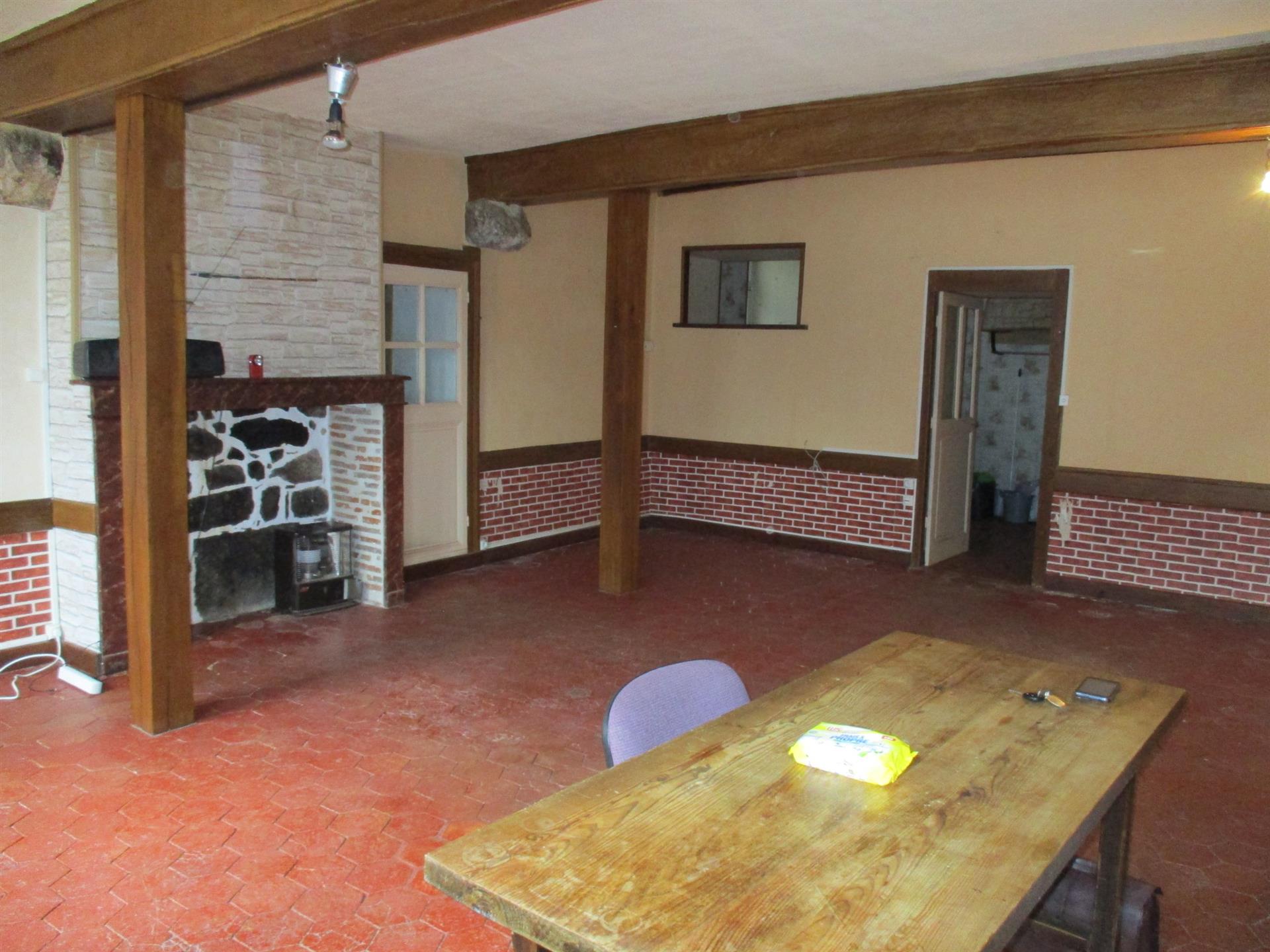 Maison à vendre, 177m², Arleuf