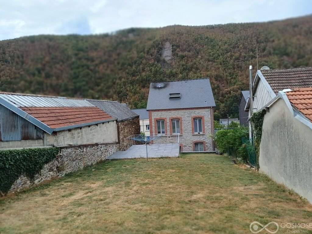 Maison à vendre, 130m², Monthermé
