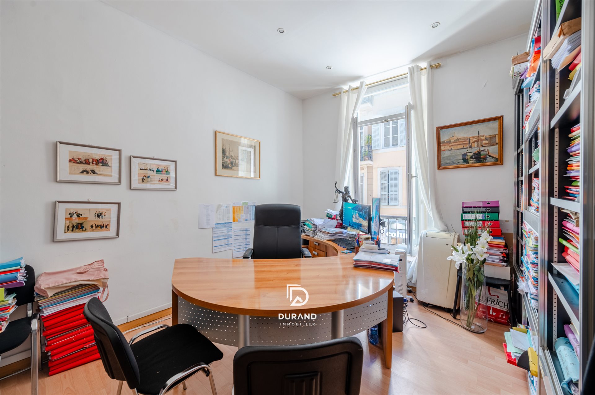 Commercial Premises - Rue Saint-Ferréol - 13006 Marseille - Vue 2