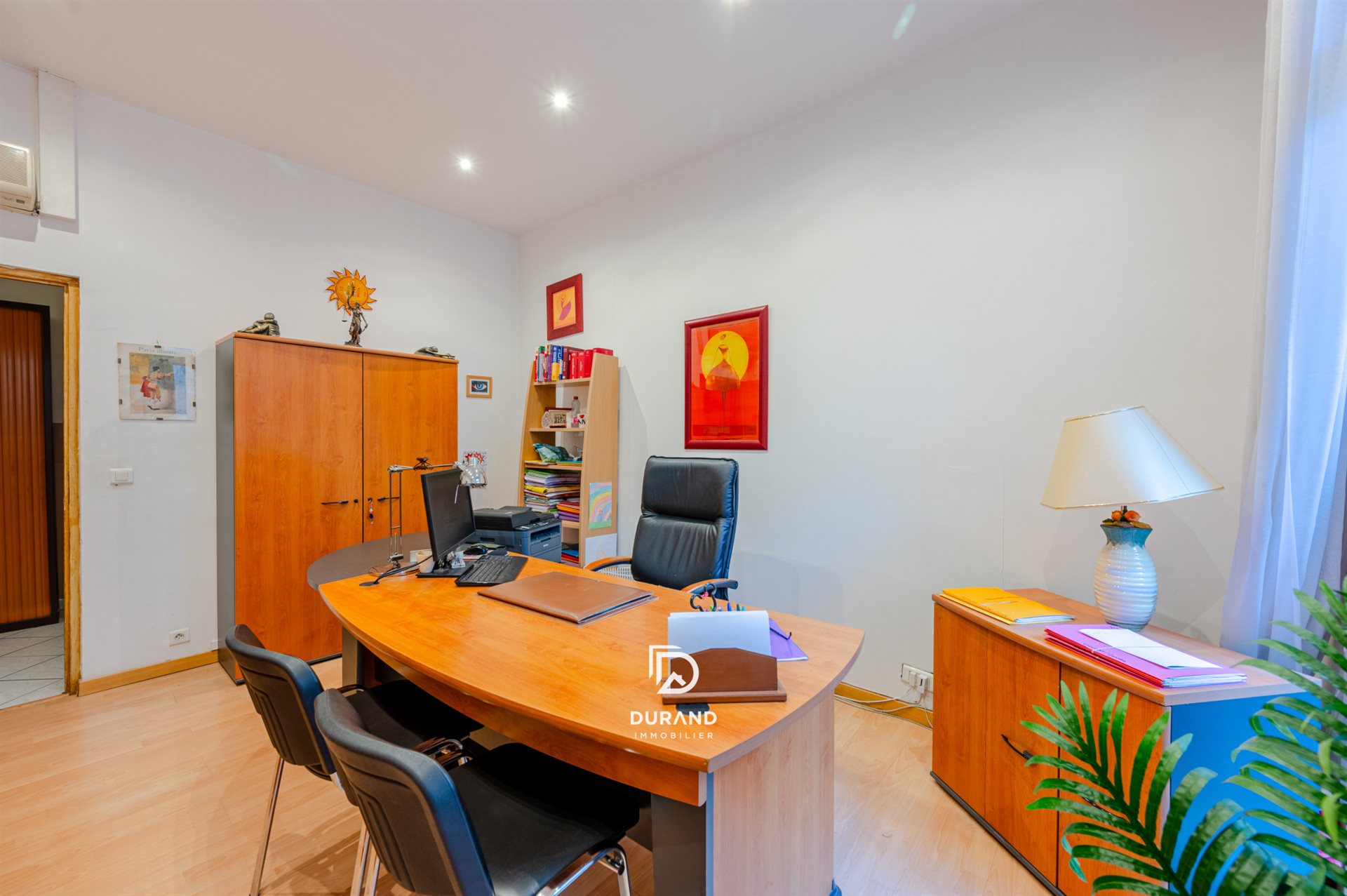 Commercial Premises - Rue Saint-Ferréol - 13006 Marseille - Vue 4