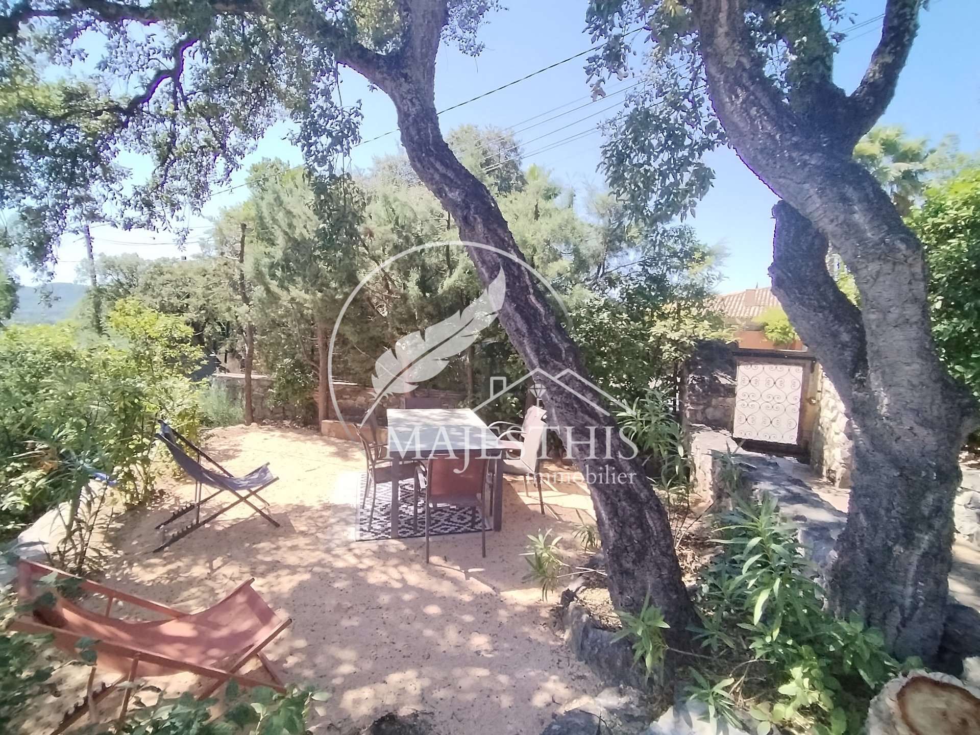 Maison à louer, 81m², Hyères
