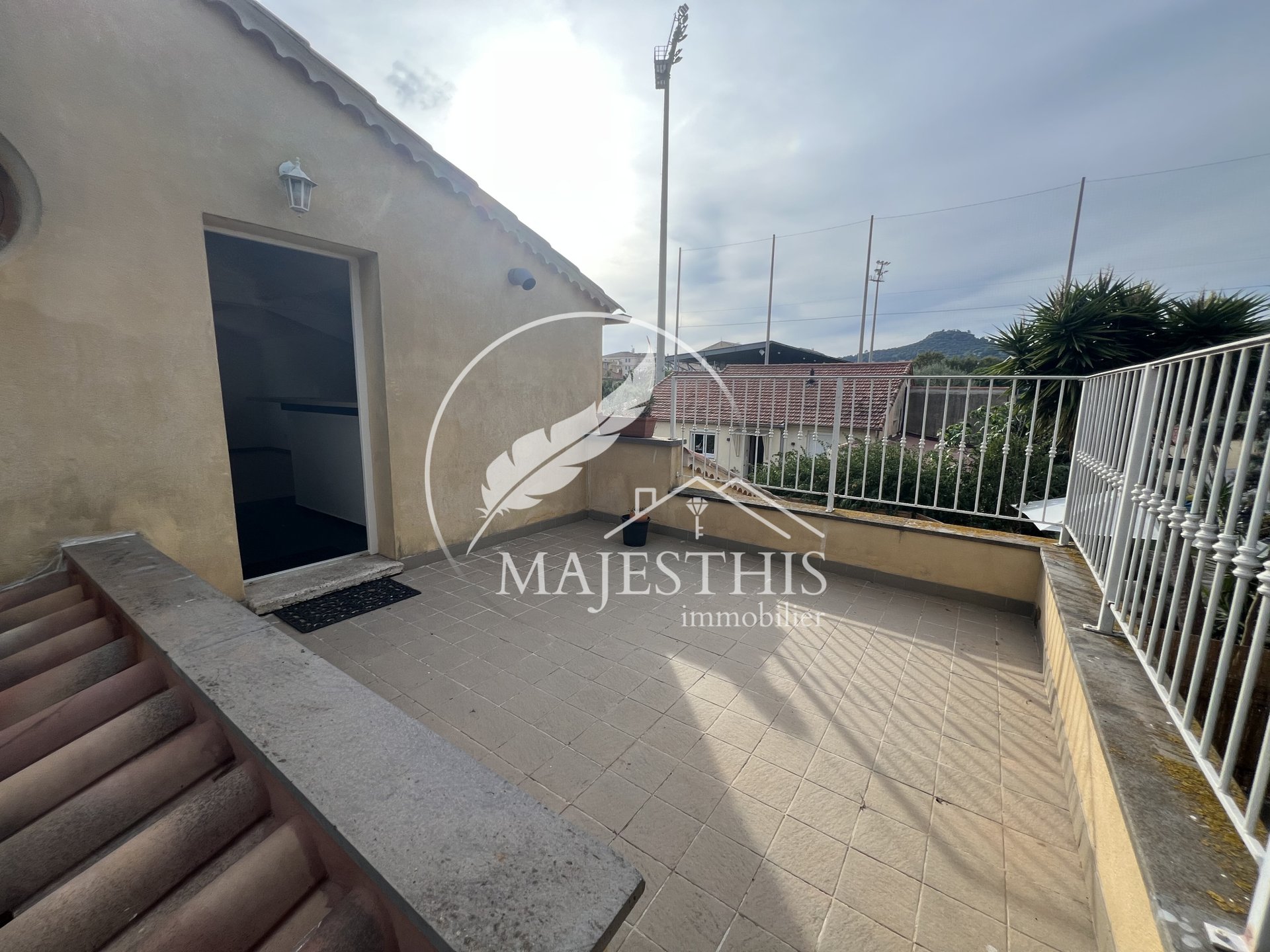 Appartement à louer, 63m², Hyères