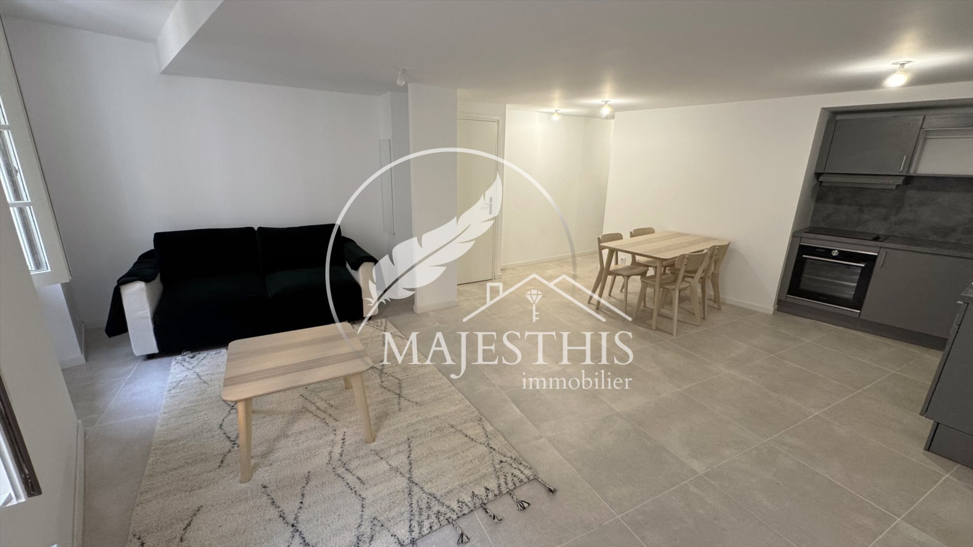 Appartement à louer, 53m², Hyères