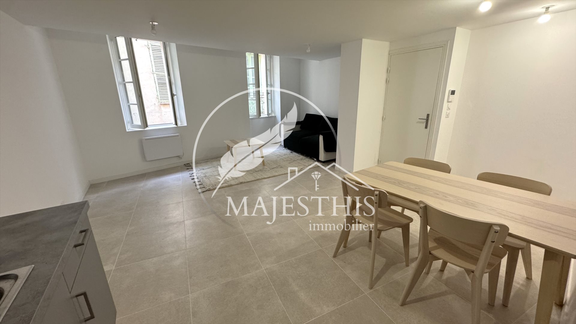 Appartement à louer, 53m², Hyères