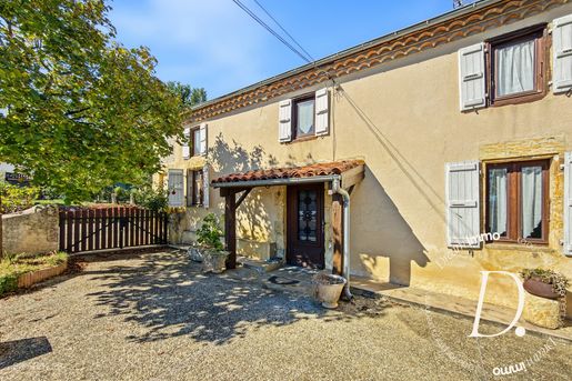 Maison 8 pièces 218 m² · à Vic-Fezensac · 218 m² · 237 000 €
