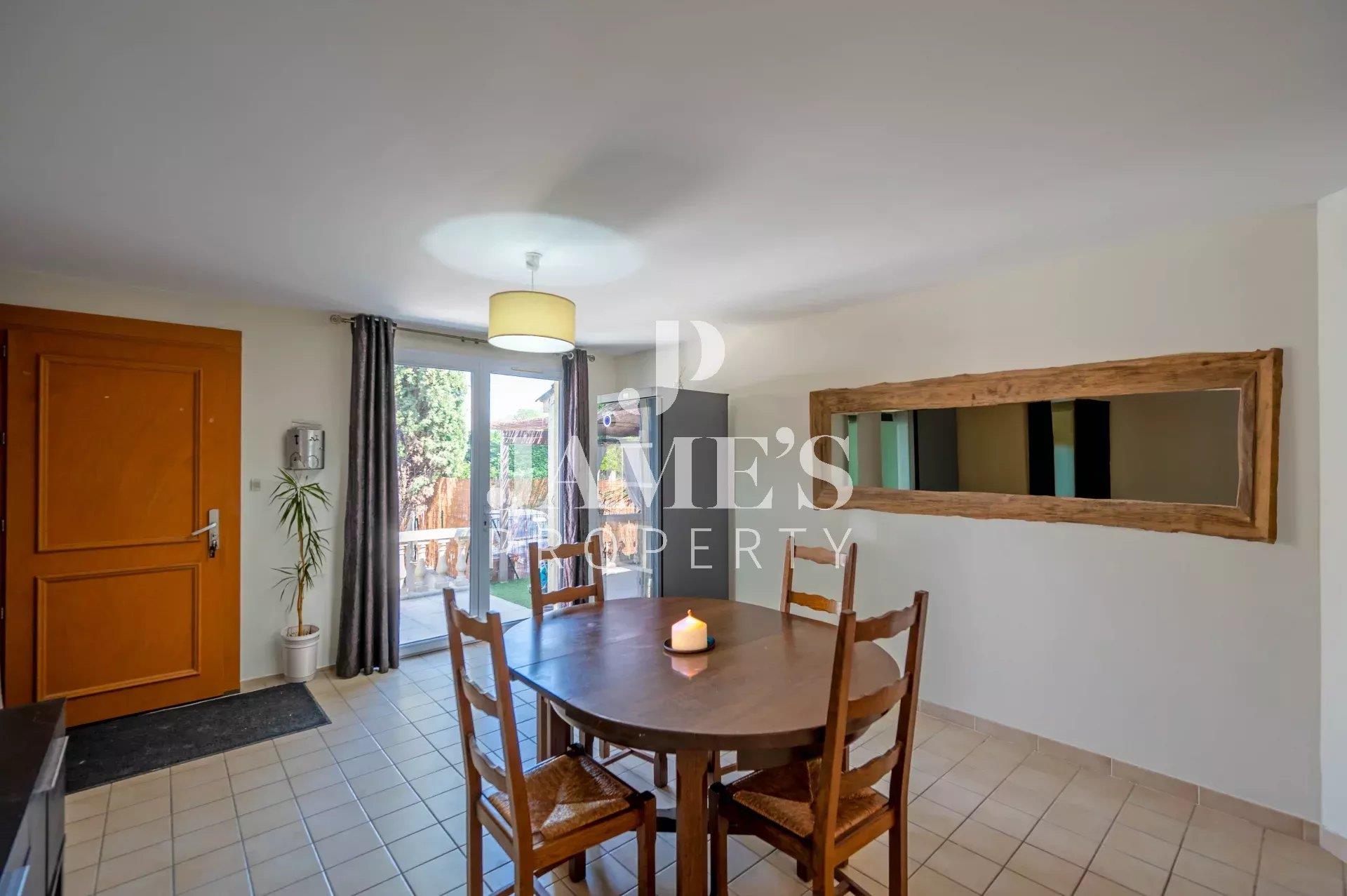 Maison à vendre, 119m², Saint-Etienne-du-Grès