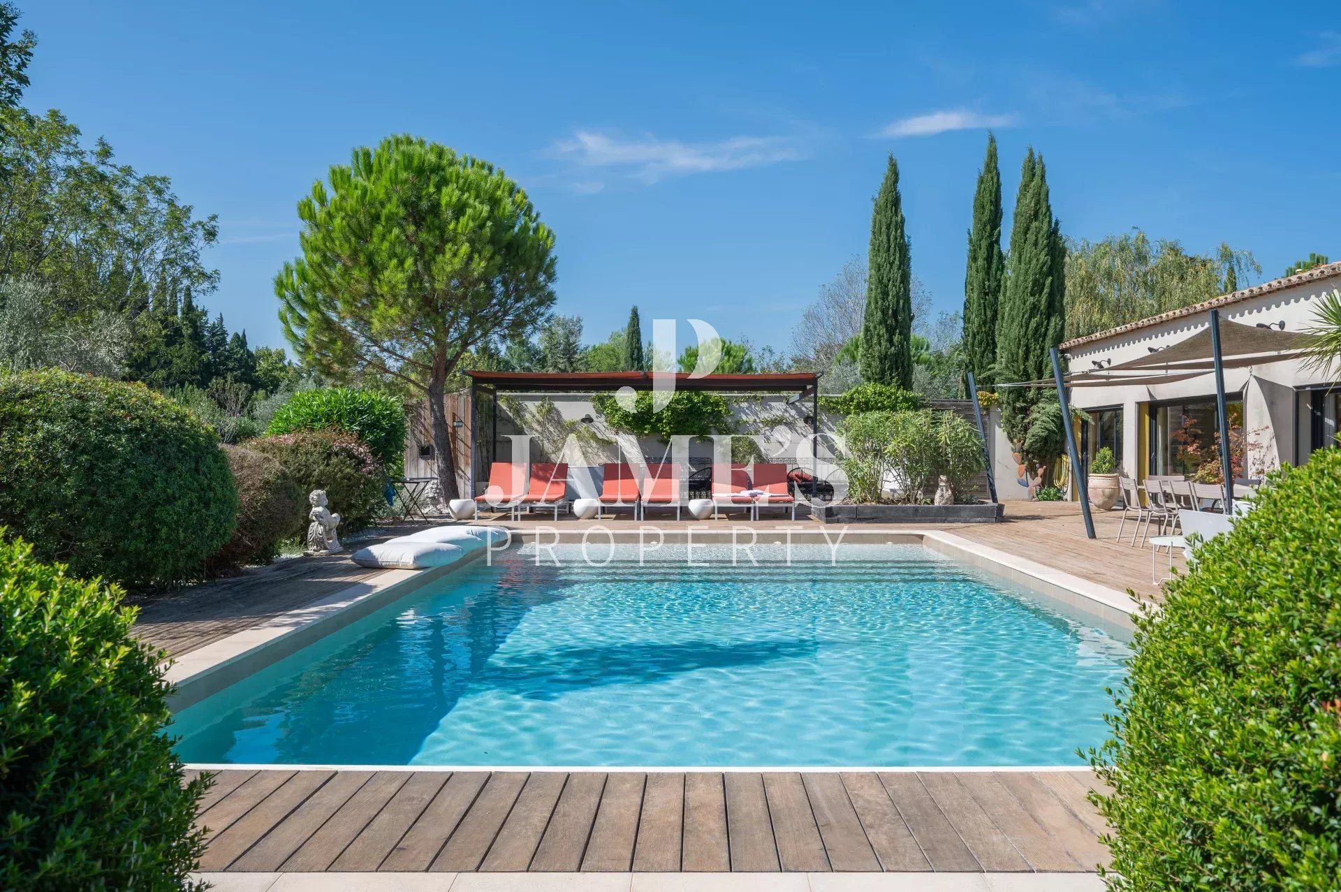 Maison à vendre, 350m², Saint-Rémy-de-Provence