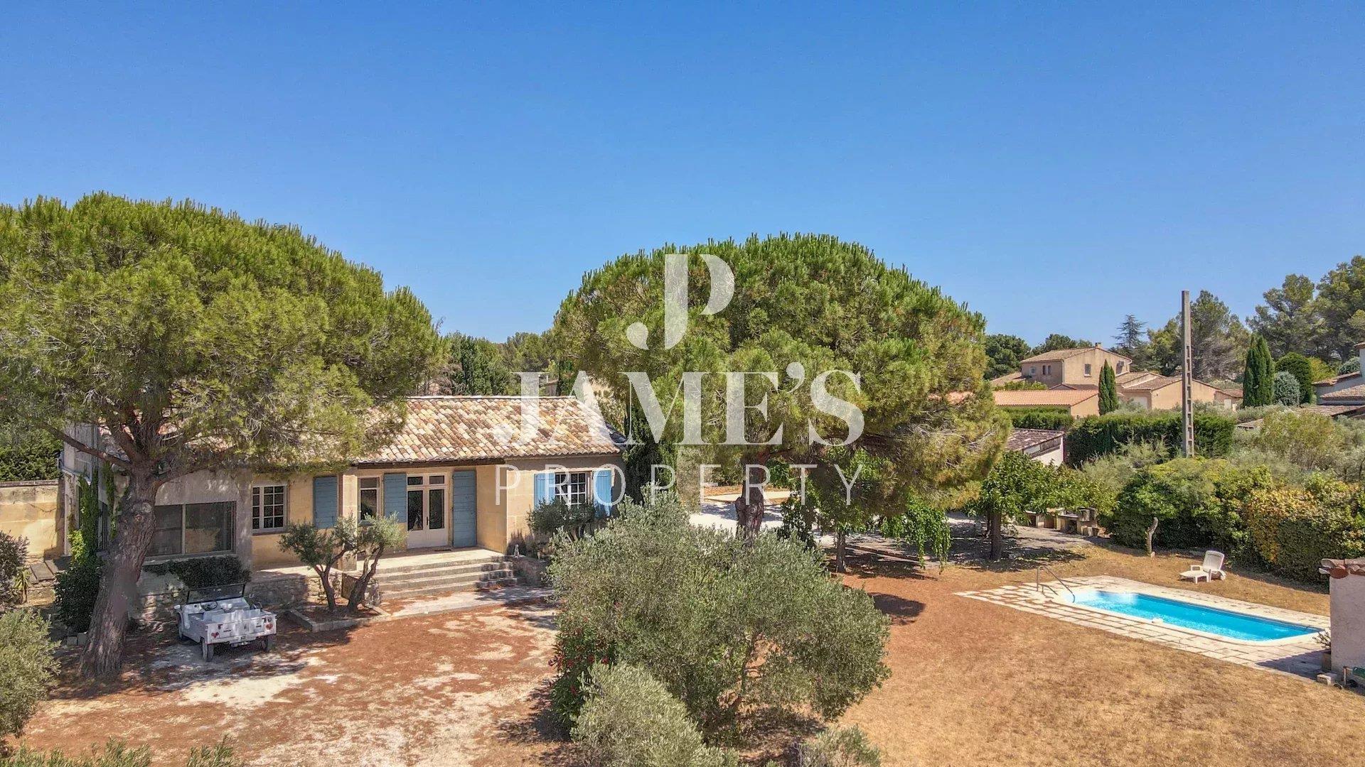 Maison à vendre, 160m², Fontvieille