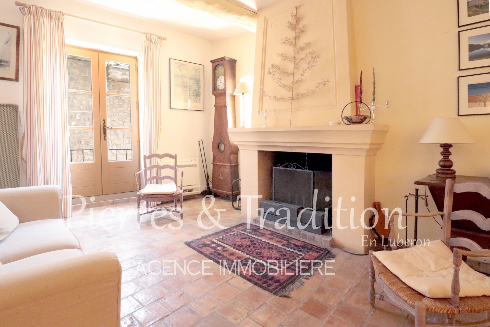 Maison à vendre, 285m², Saint-Martin-de-Castillon