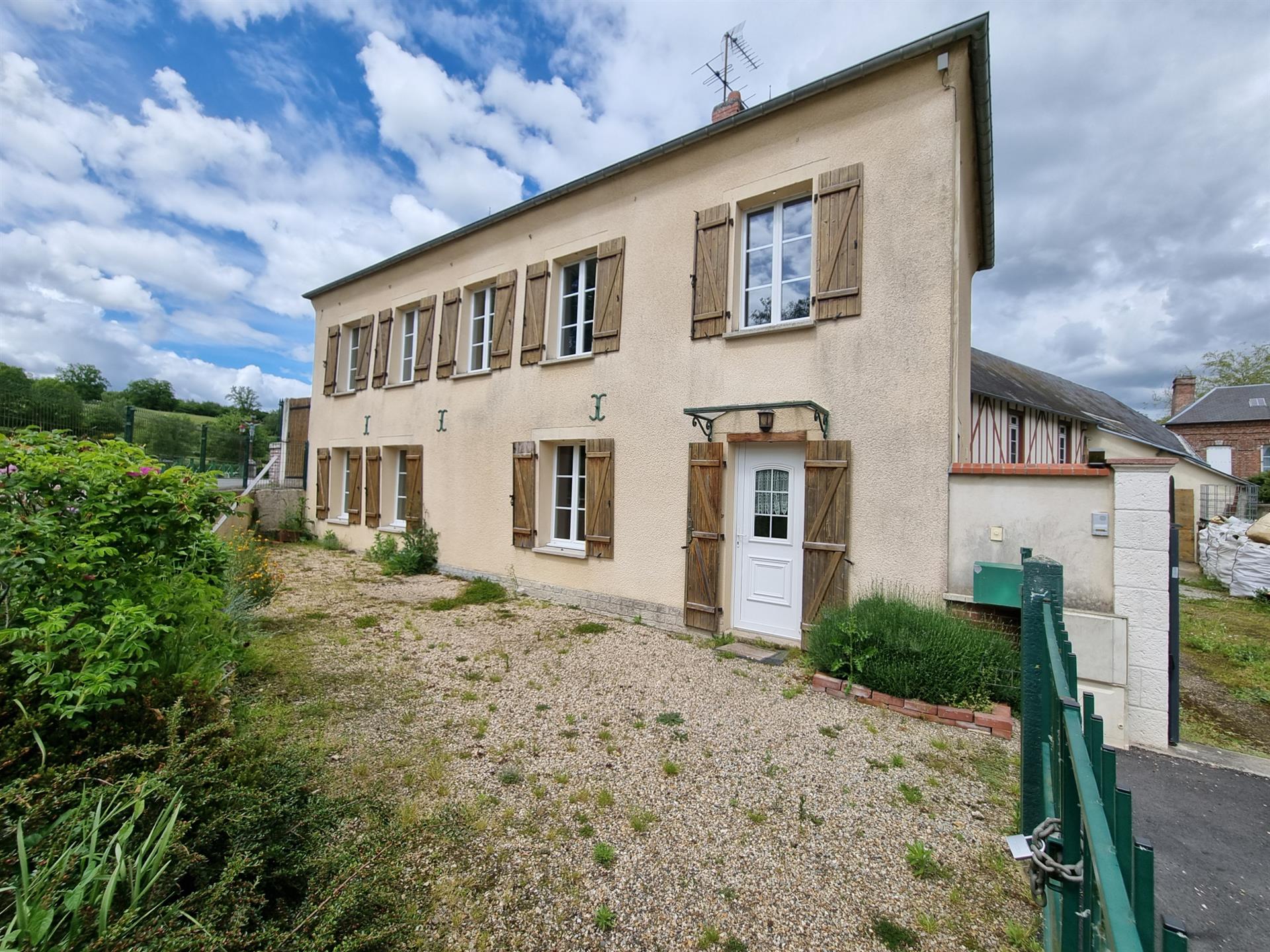 Maison à vendre, 99m², Bernay
