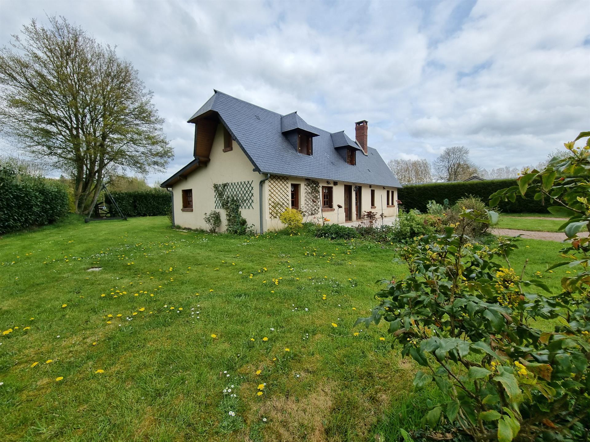 Maison à vendre, 104m², Bernay