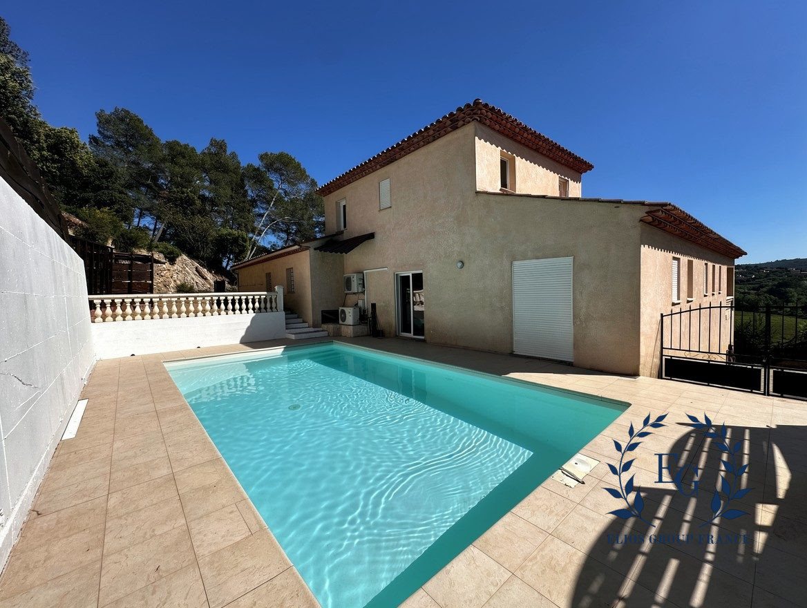 Maison à vendre, 190m², Carcès