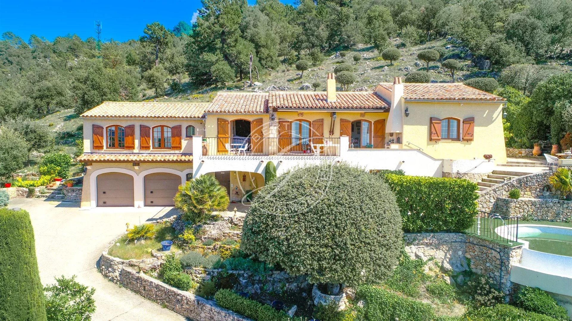 Maison à vendre, 138m², Tourtour