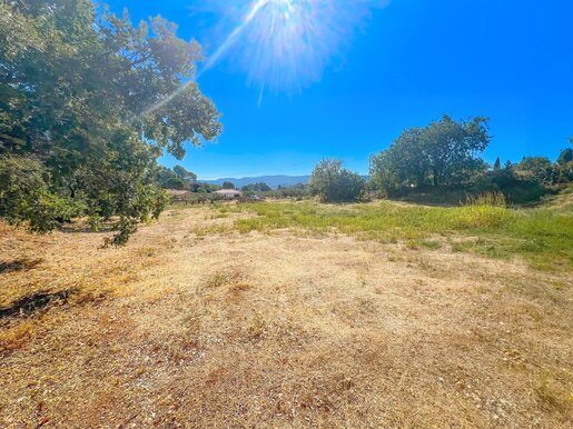 Terrain 135 m² · à Salernes · 135 m² · 145 000 €