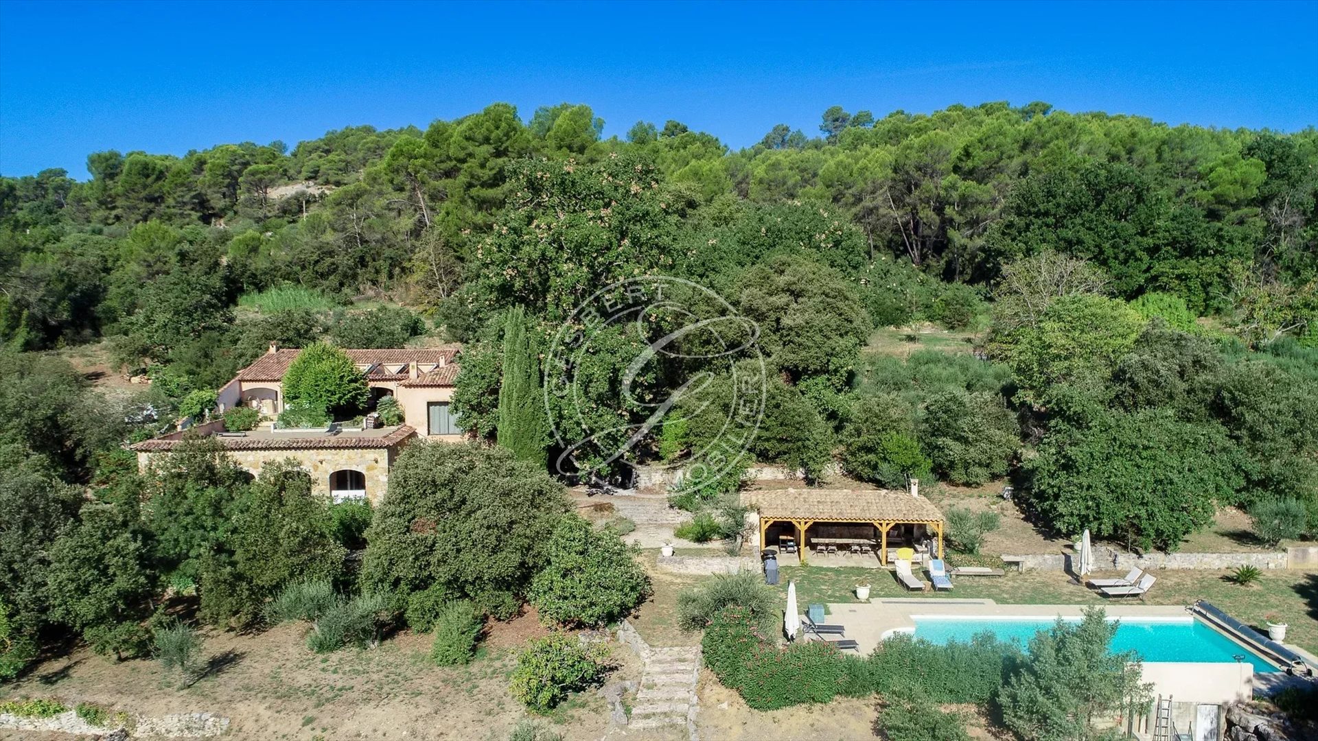 Maison à vendre, 310m², Salernes
