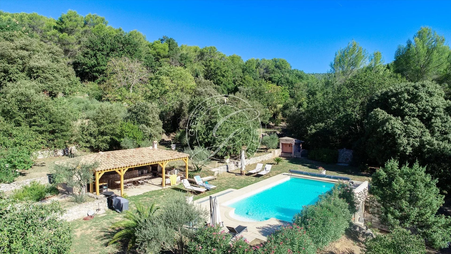 Maison à vendre, 310m², Salernes