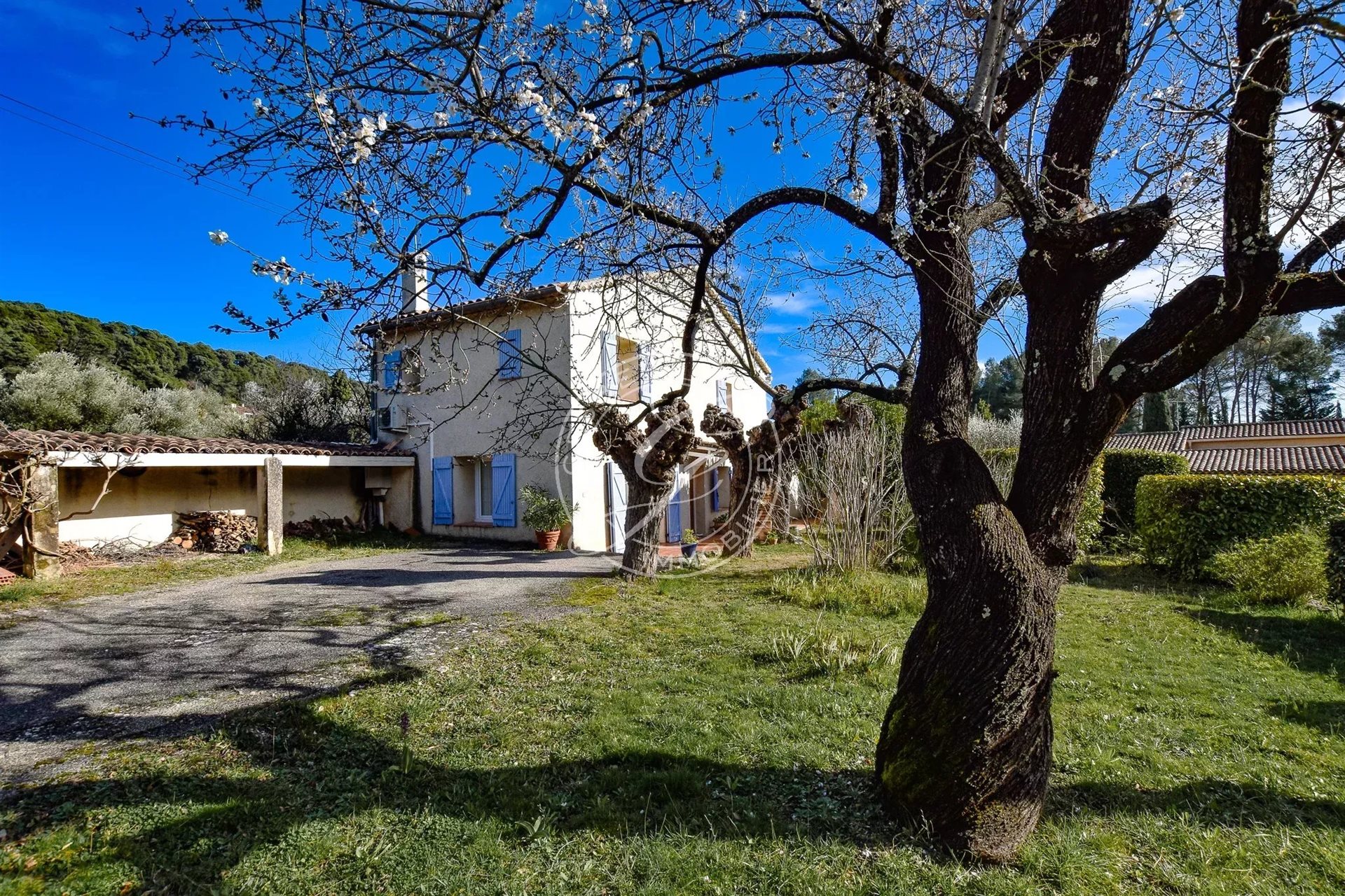 Maison à vendre, 120m², Lorgues