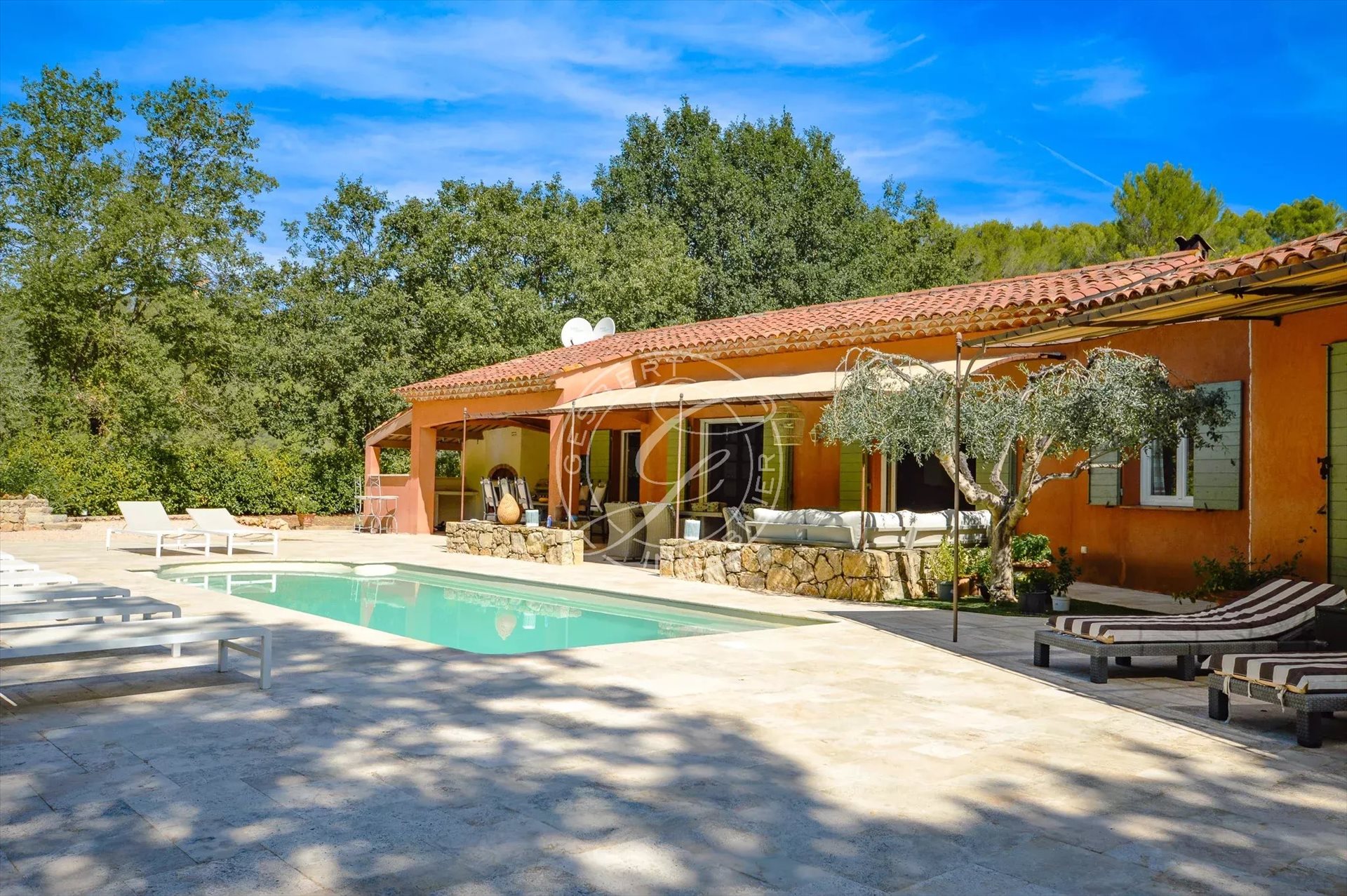 Maison à vendre, 240m², Lorgues