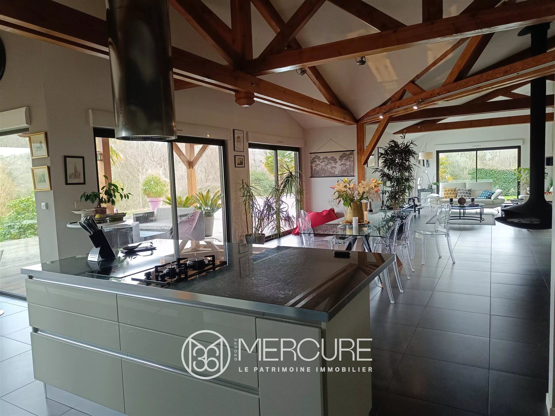 Maison à vendre, 250m², Confolens