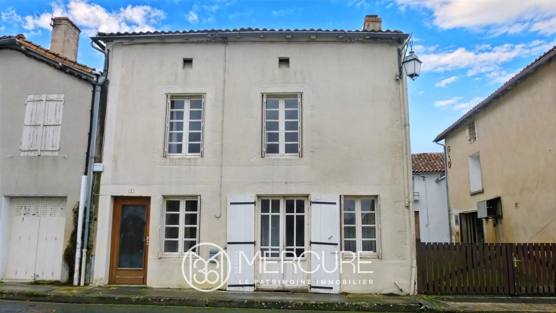 Maison à vendre, 145m², Joussé