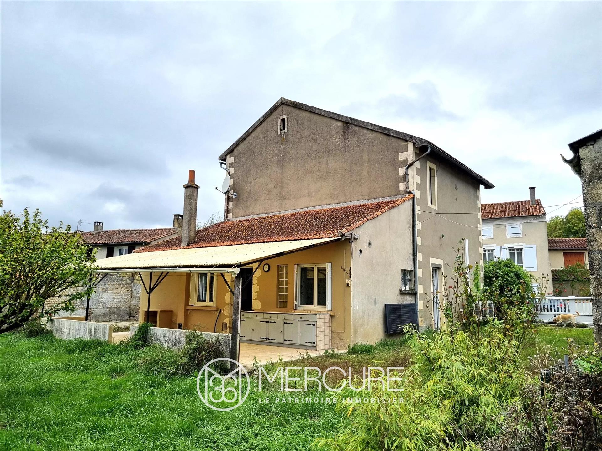Maison à vendre, 121m², Paizay-Naudouin-Embourie