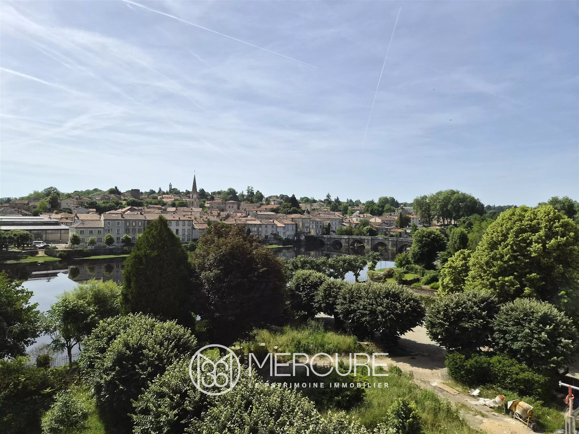 Appartement à vendre, 92m², Confolens
