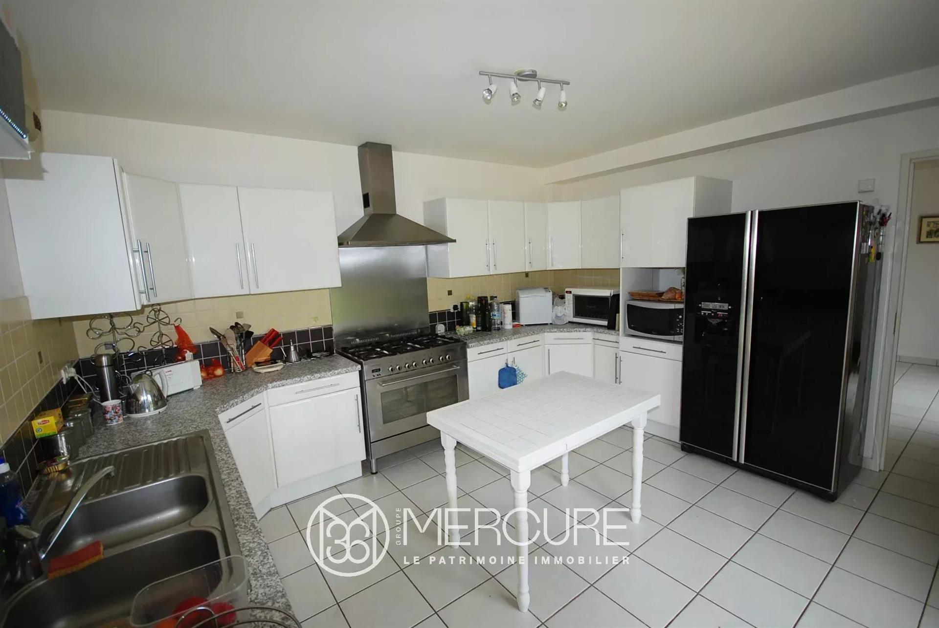 Maison à vendre, 190m², Valence-en-Poitou