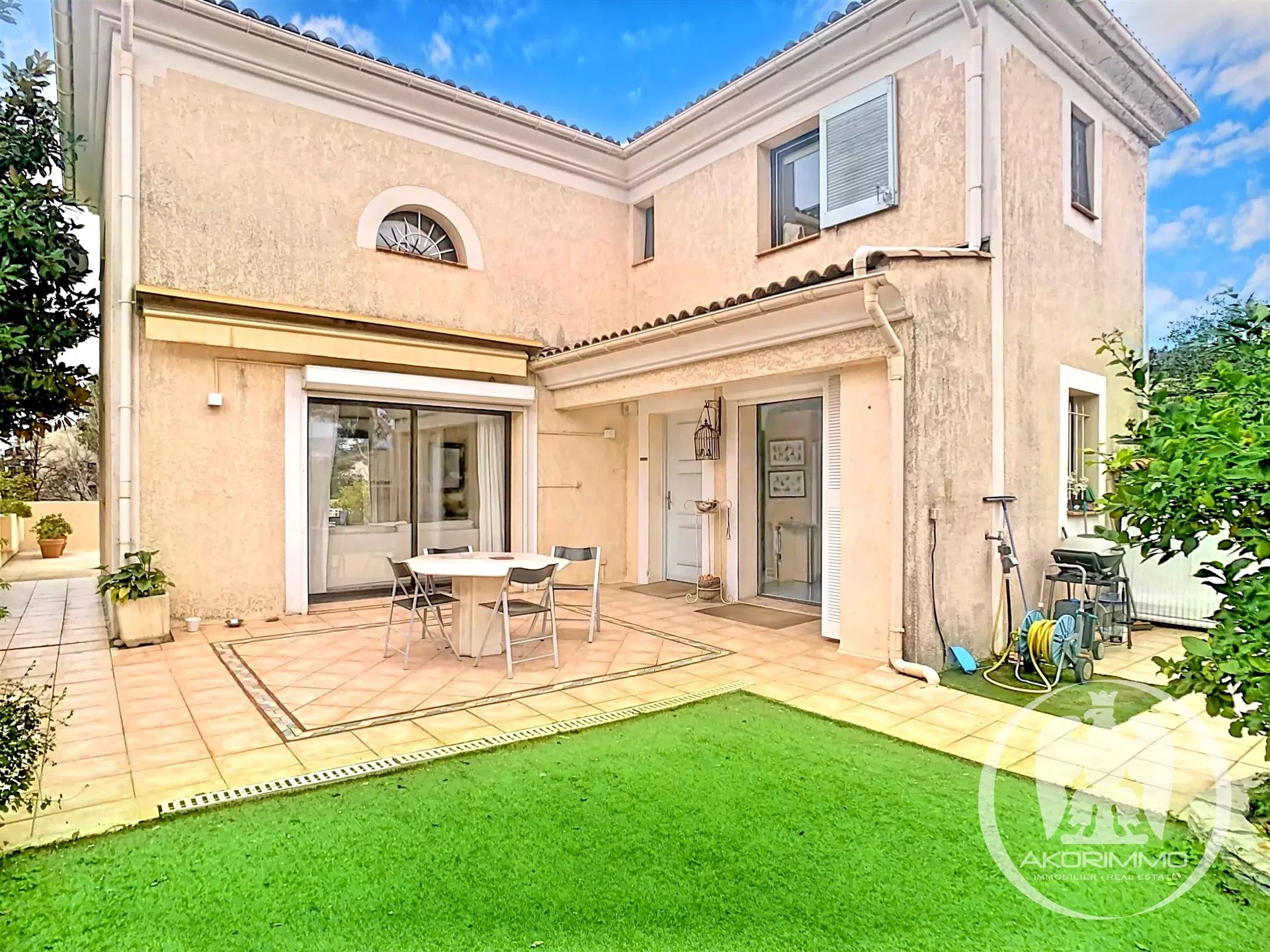Maison à vendre, 105m², Villeneuve-Loubet
