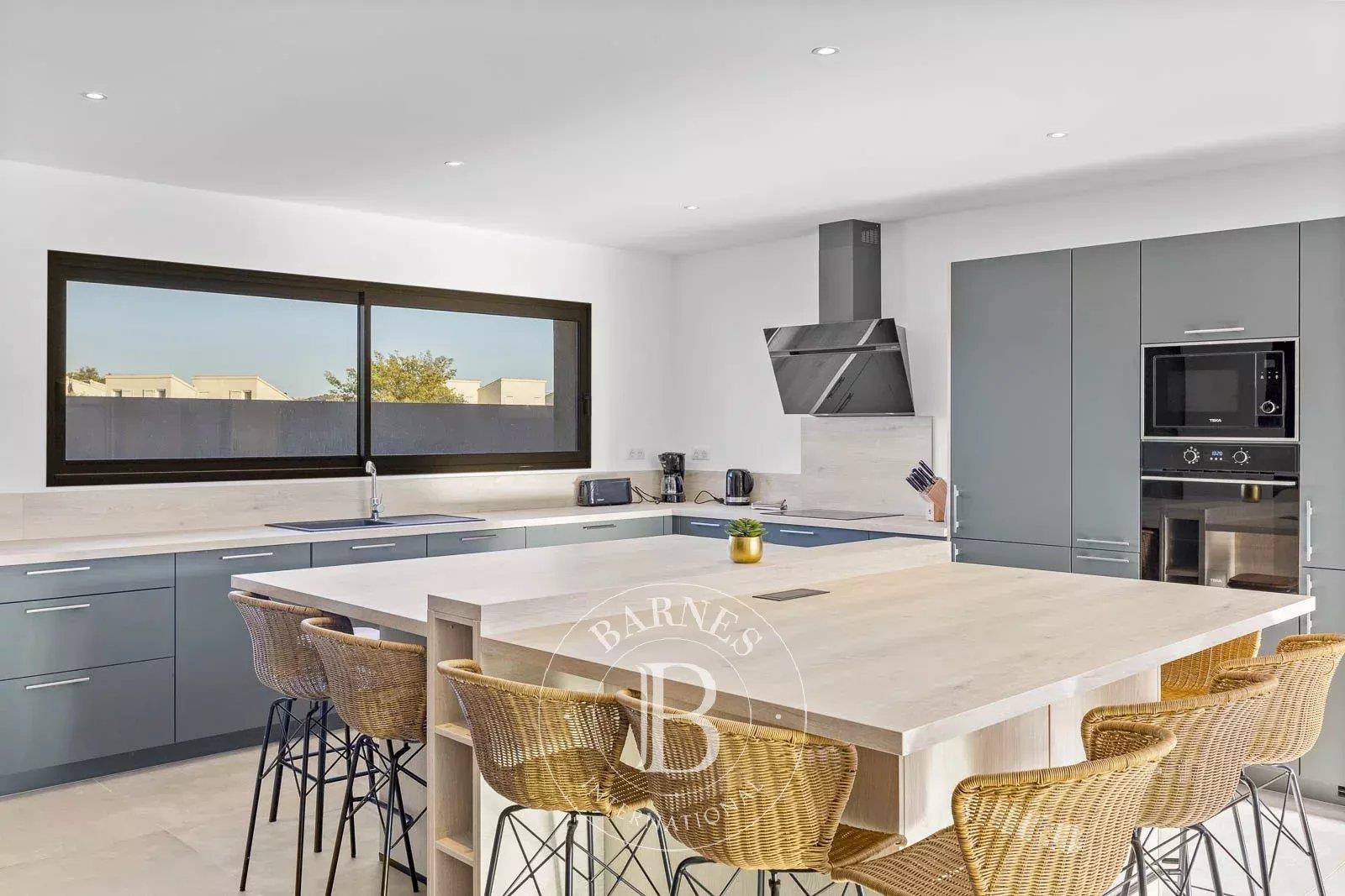 Maison à vendre, 206m², Lecci