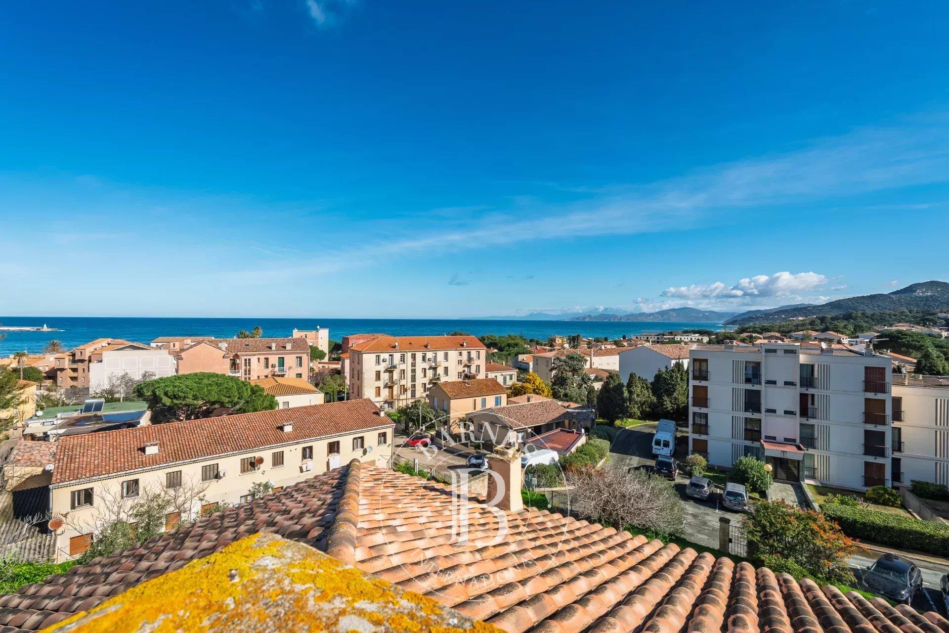 Maison à vendre, 410m², L'Île-Rousse