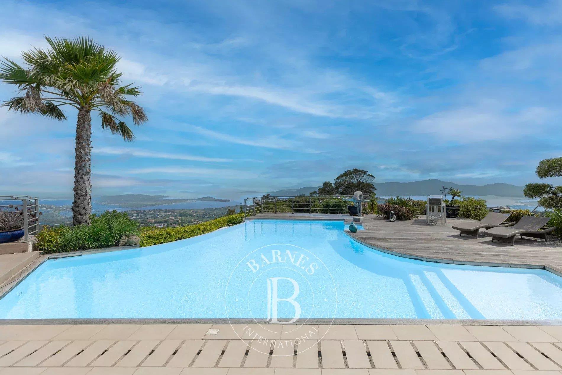 Maison à vendre, 307m², Porto-Vecchio