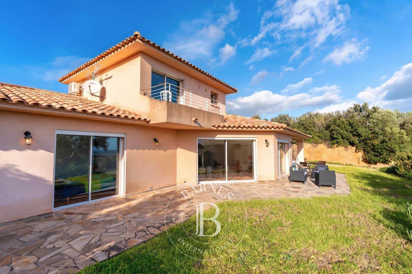 Maison à vendre, 184m², Porto-Vecchio