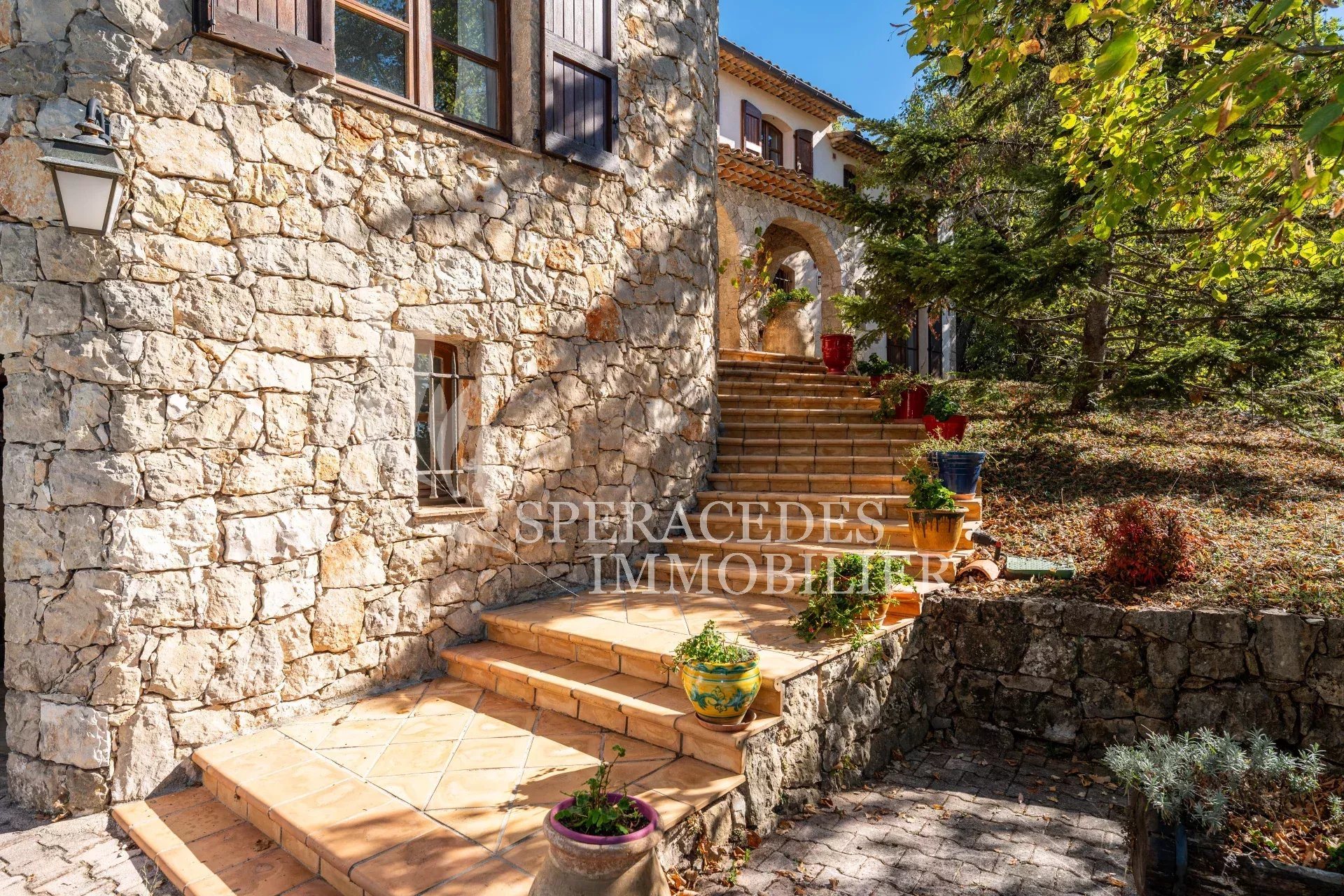 Maison à vendre, 202m², Saint-Cézaire-sur-Siagne
