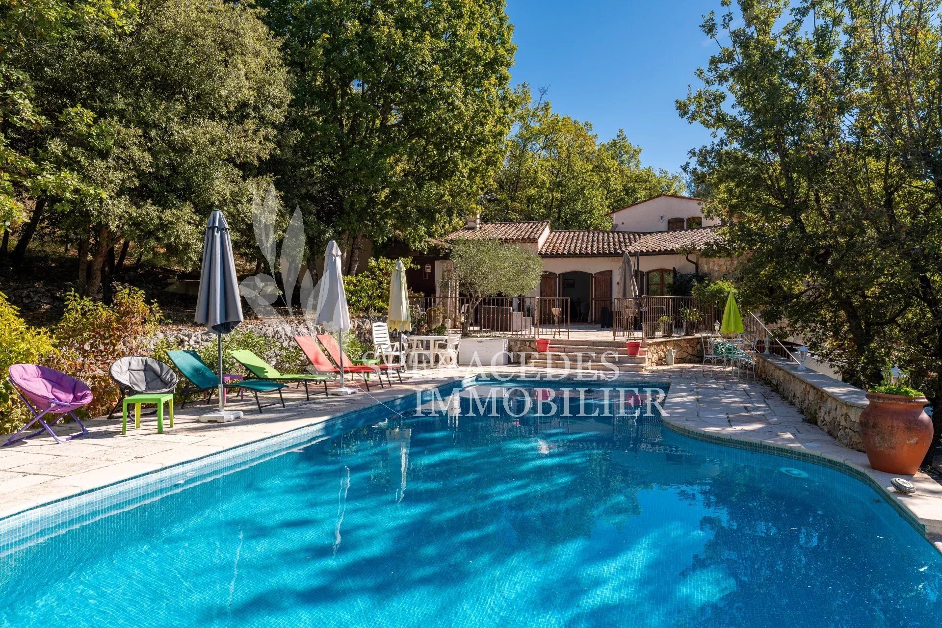 Maison à vendre, 202m², Saint-Cézaire-sur-Siagne