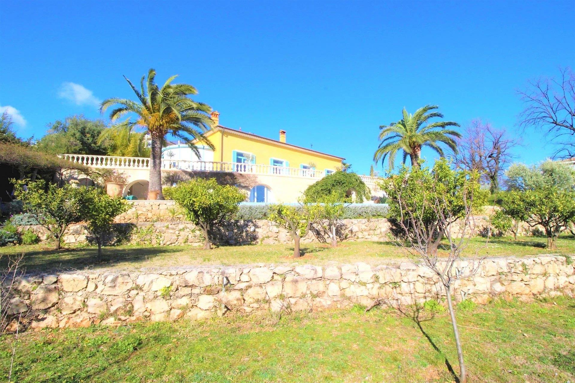 Maison à vendre, 244m², Vence