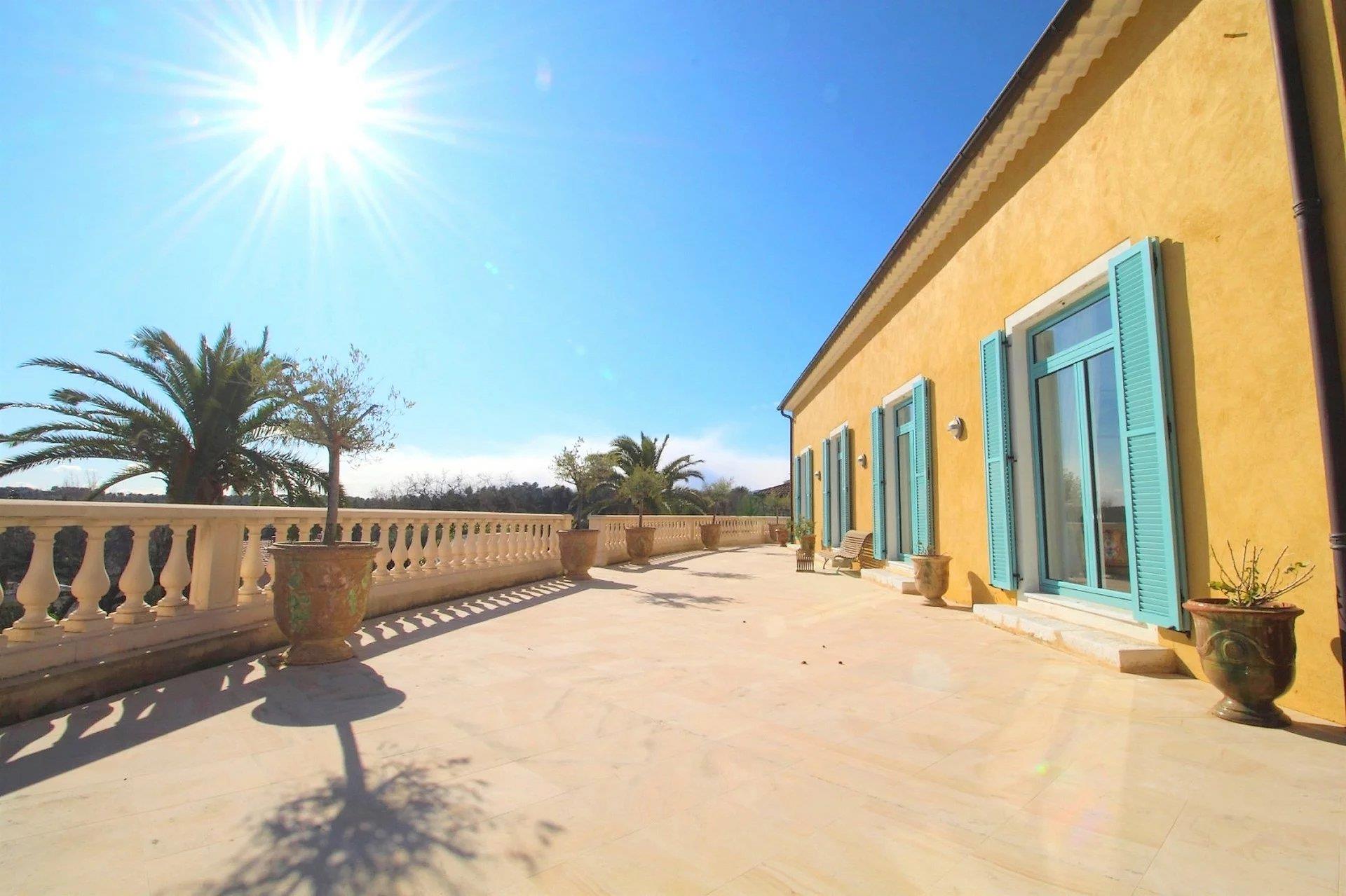 Maison à vendre, 244m², Vence