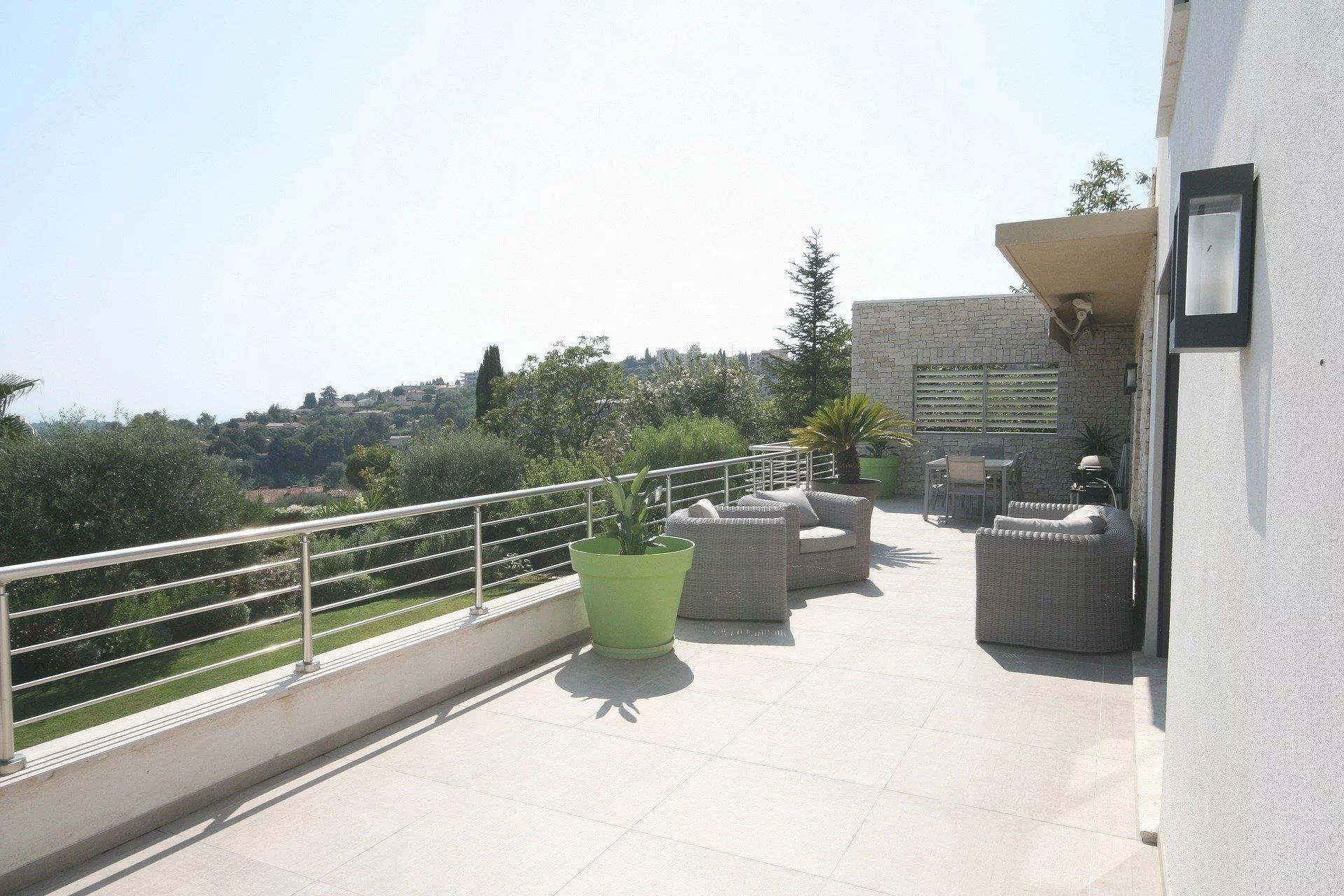 Maison à vendre, 165m², Vence