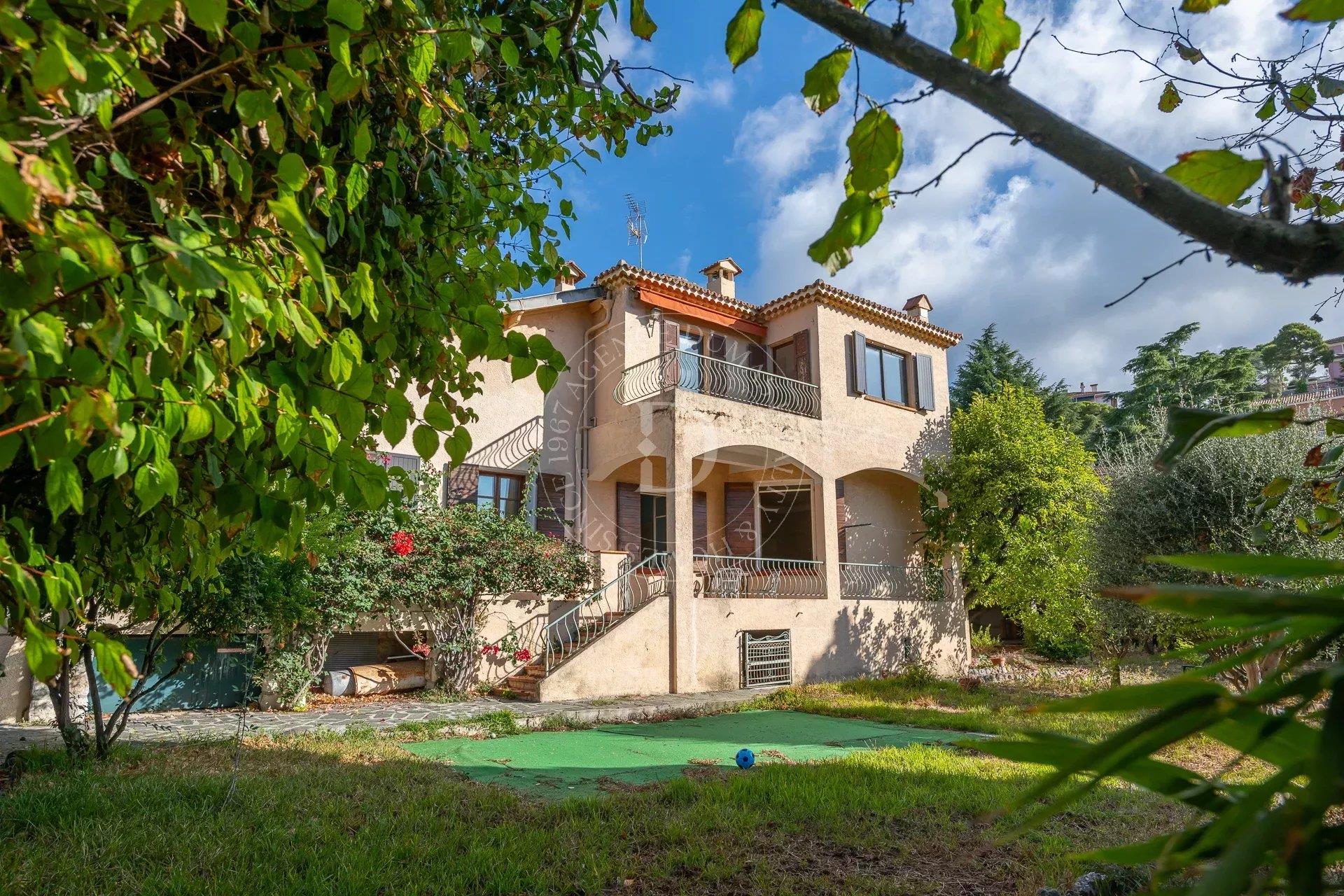 Maison à vendre, 180m², Villefranche-sur-Mer