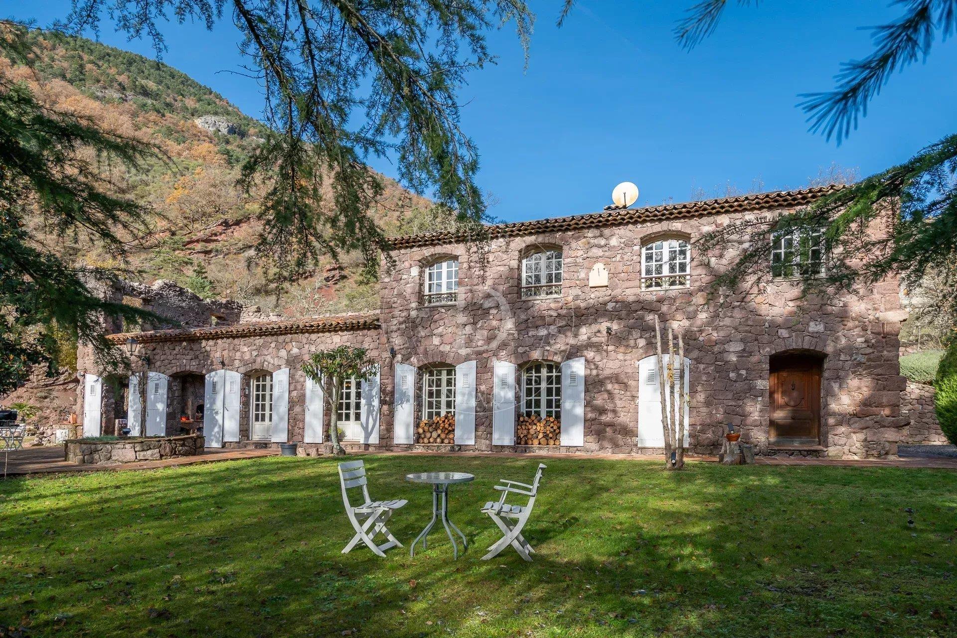 Maison à vendre, 162m², Puget-Théniers