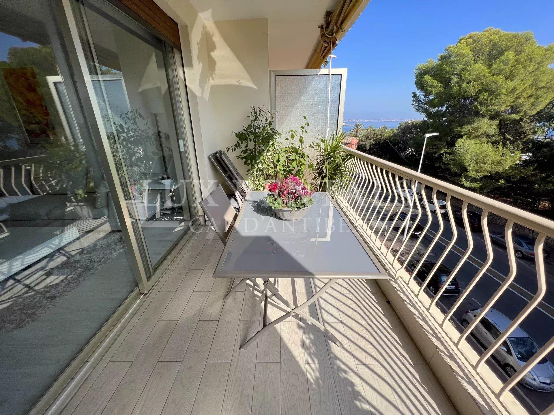 Appartement à louer, 65m², Antibes