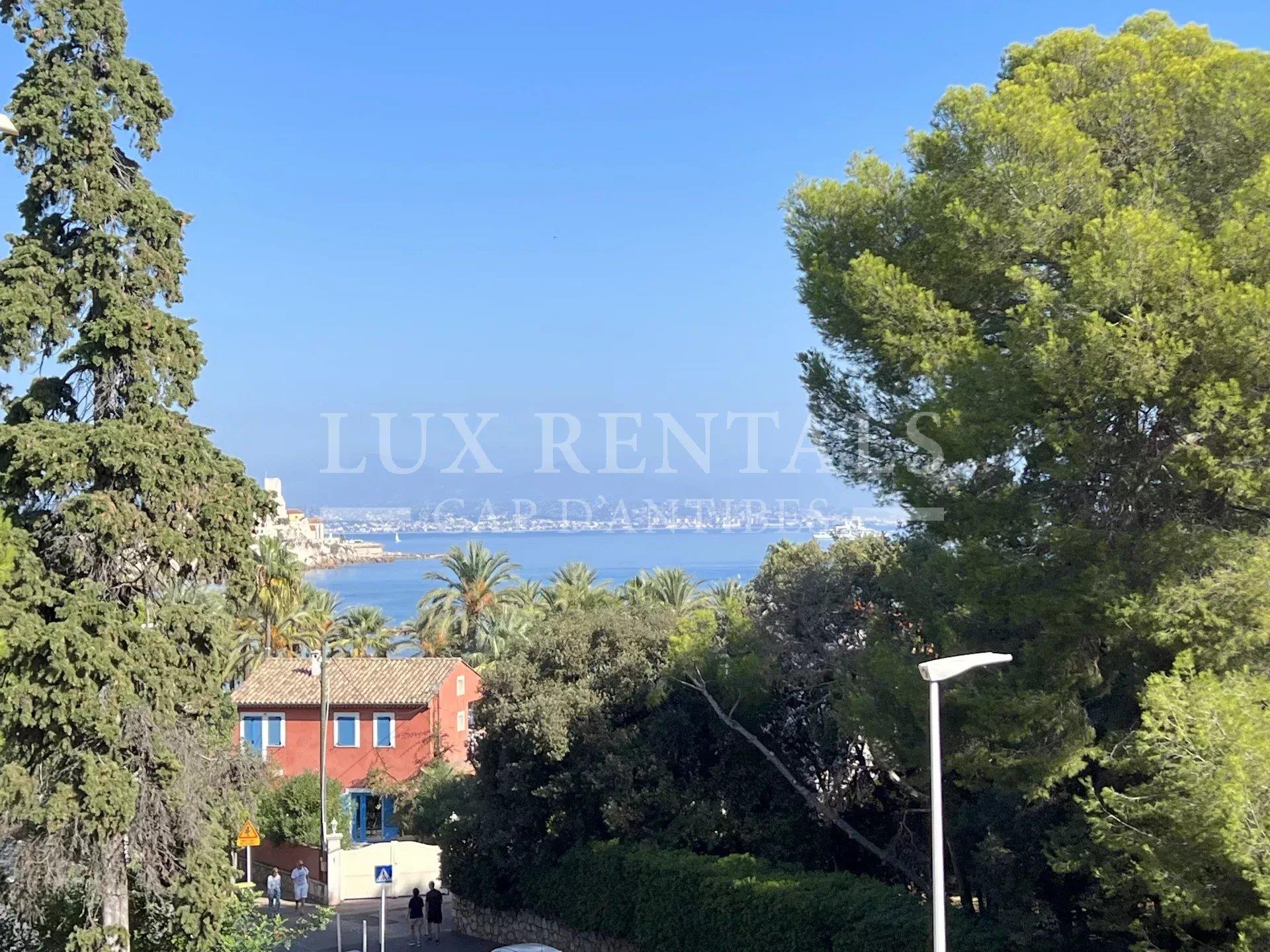 Appartement à louer, 65m², Antibes