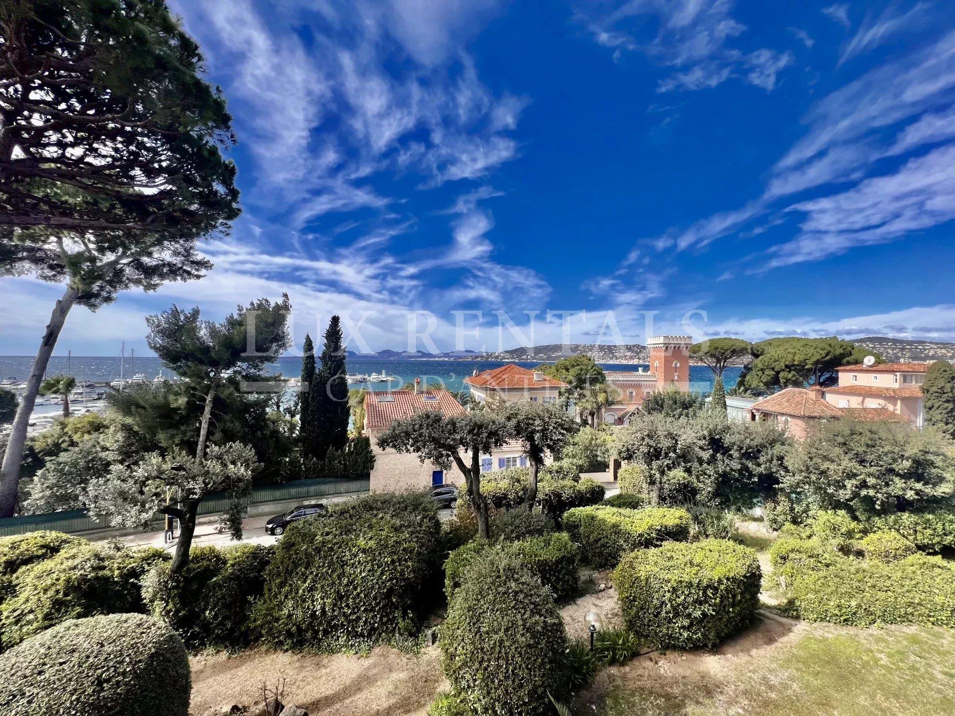 Appartement à louer, 80m², Antibes