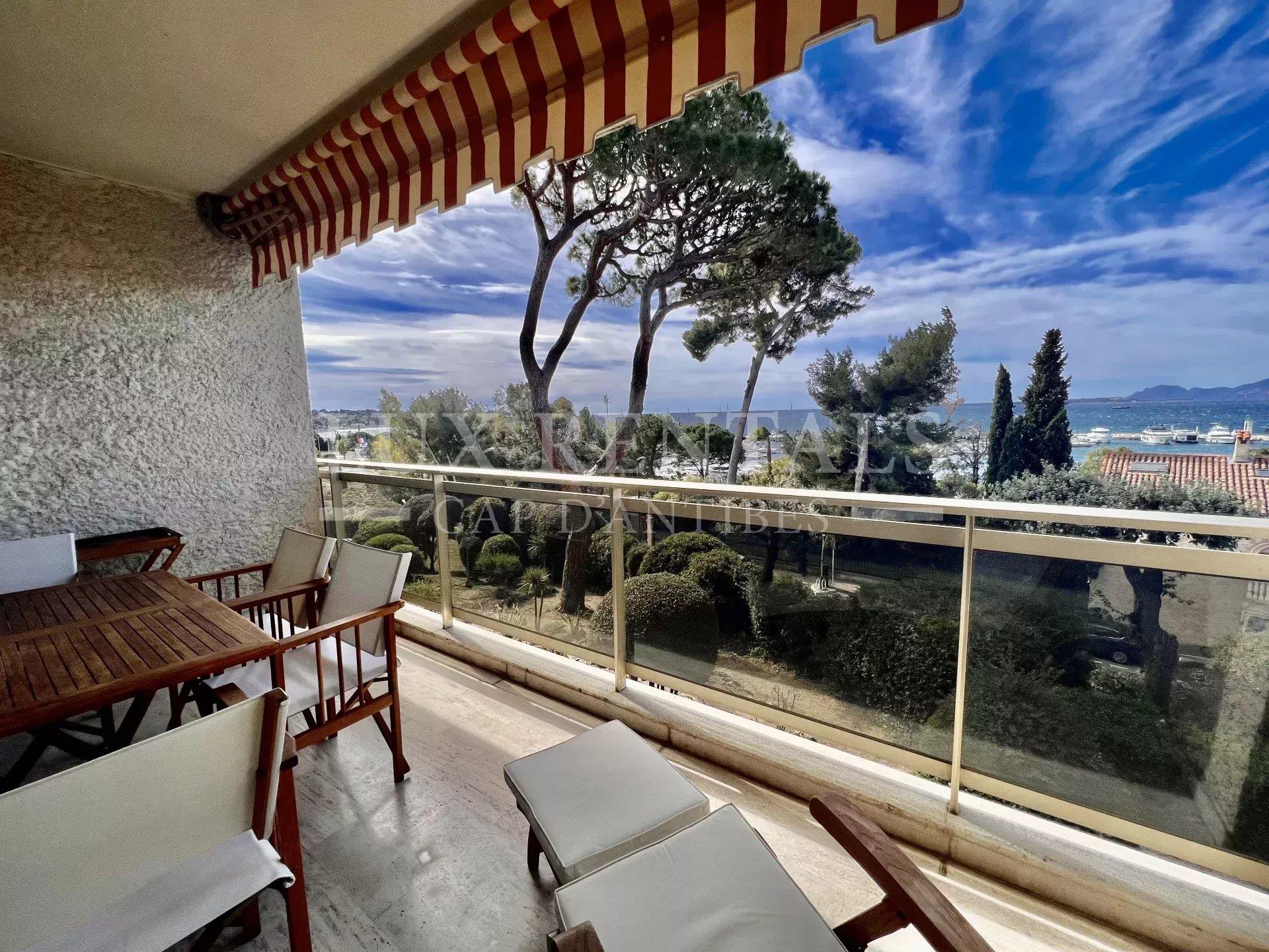 Appartement à louer, 80m², Antibes