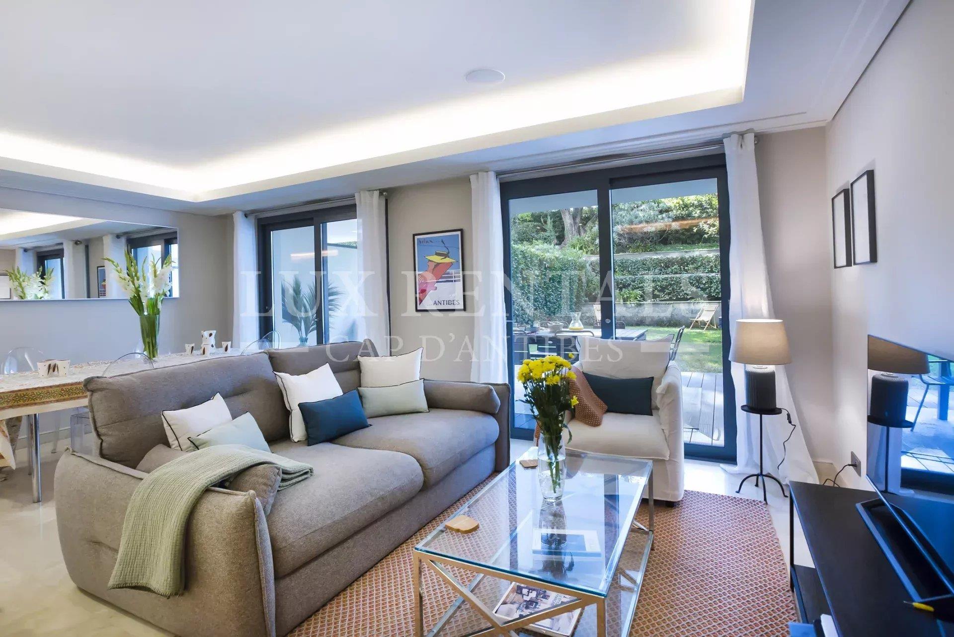 Appartement à louer, 92m², Antibes