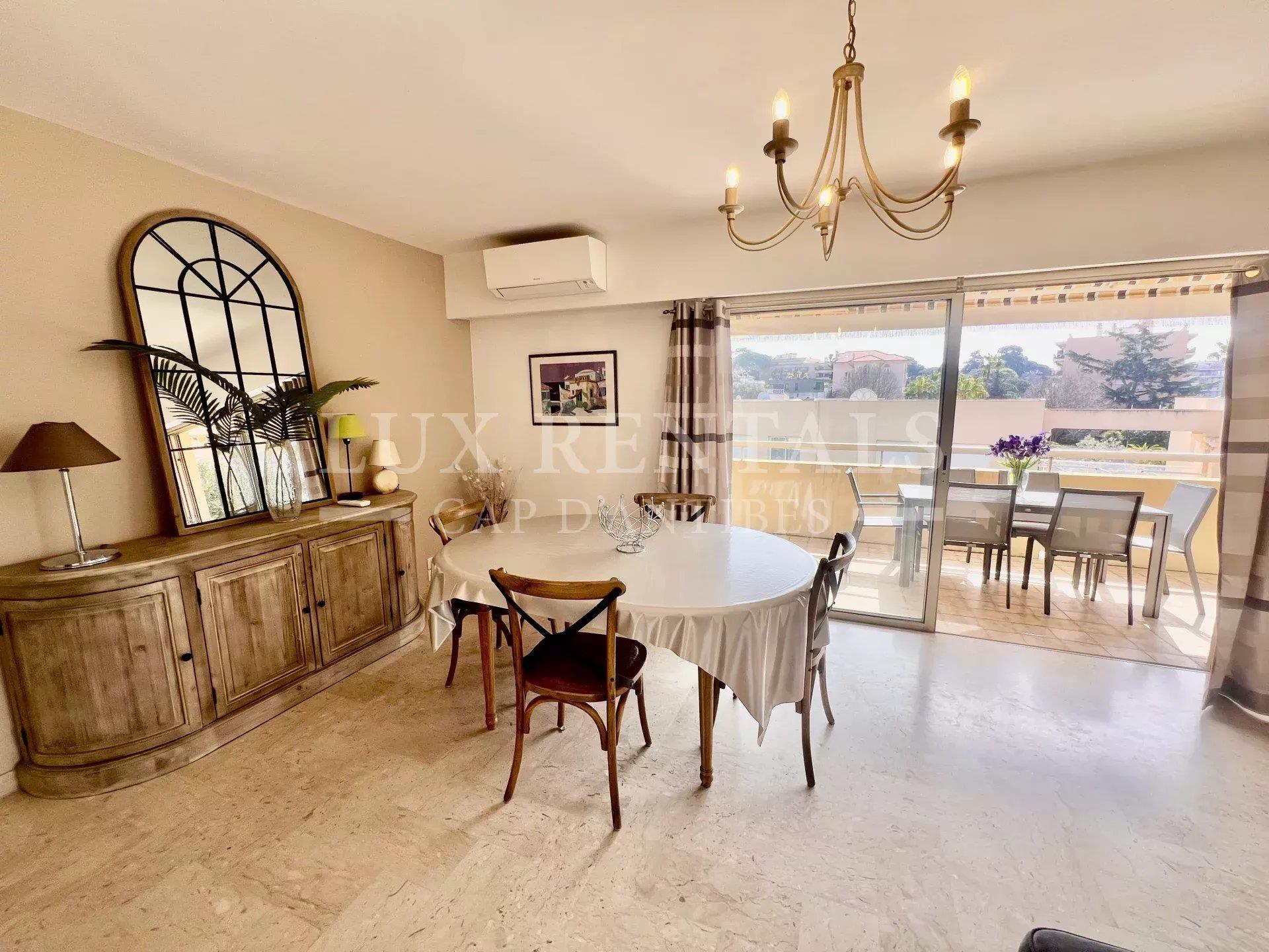 Appartement à louer, 70m², Antibes