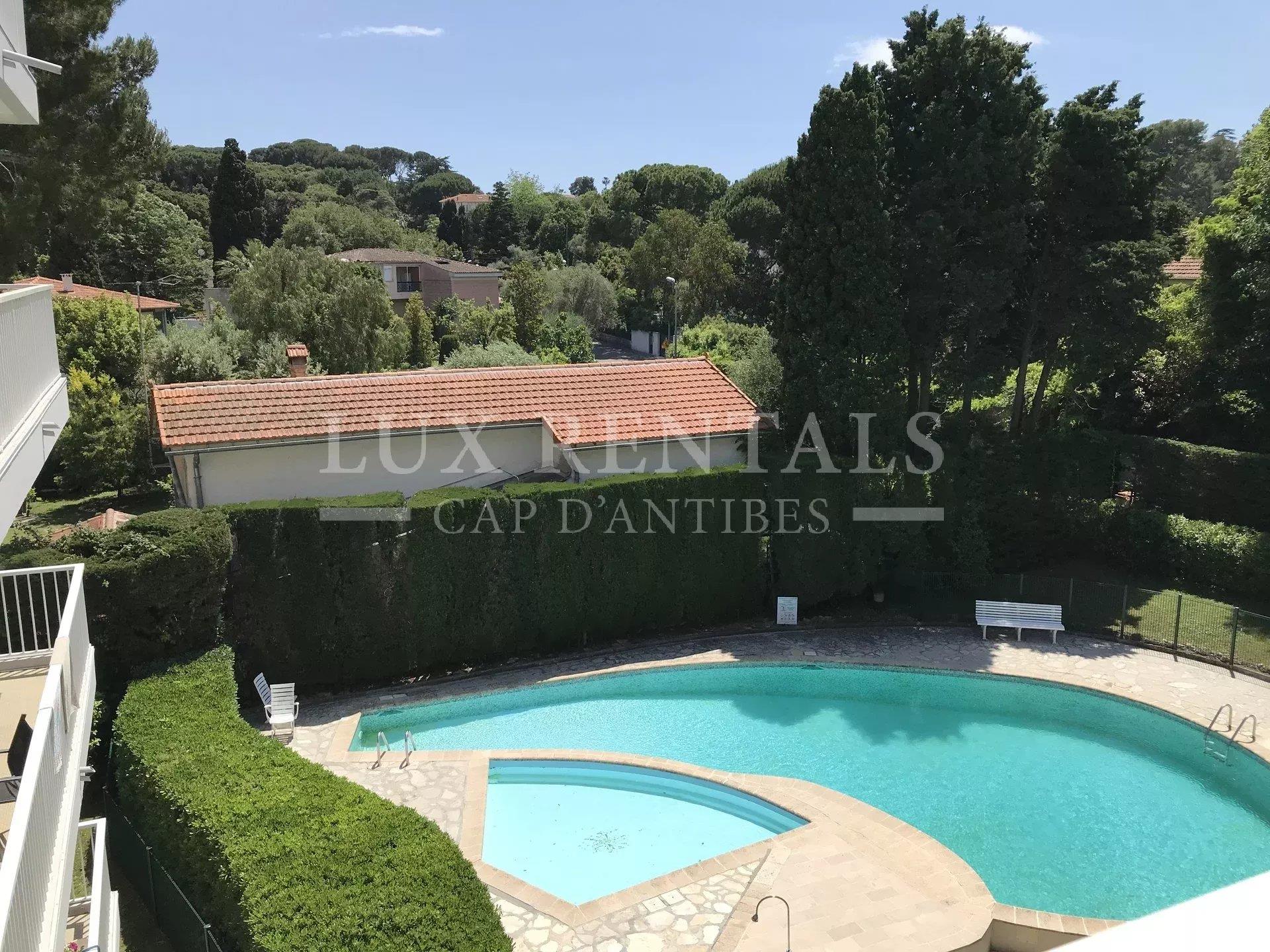 Appartement à louer, 79m², Antibes