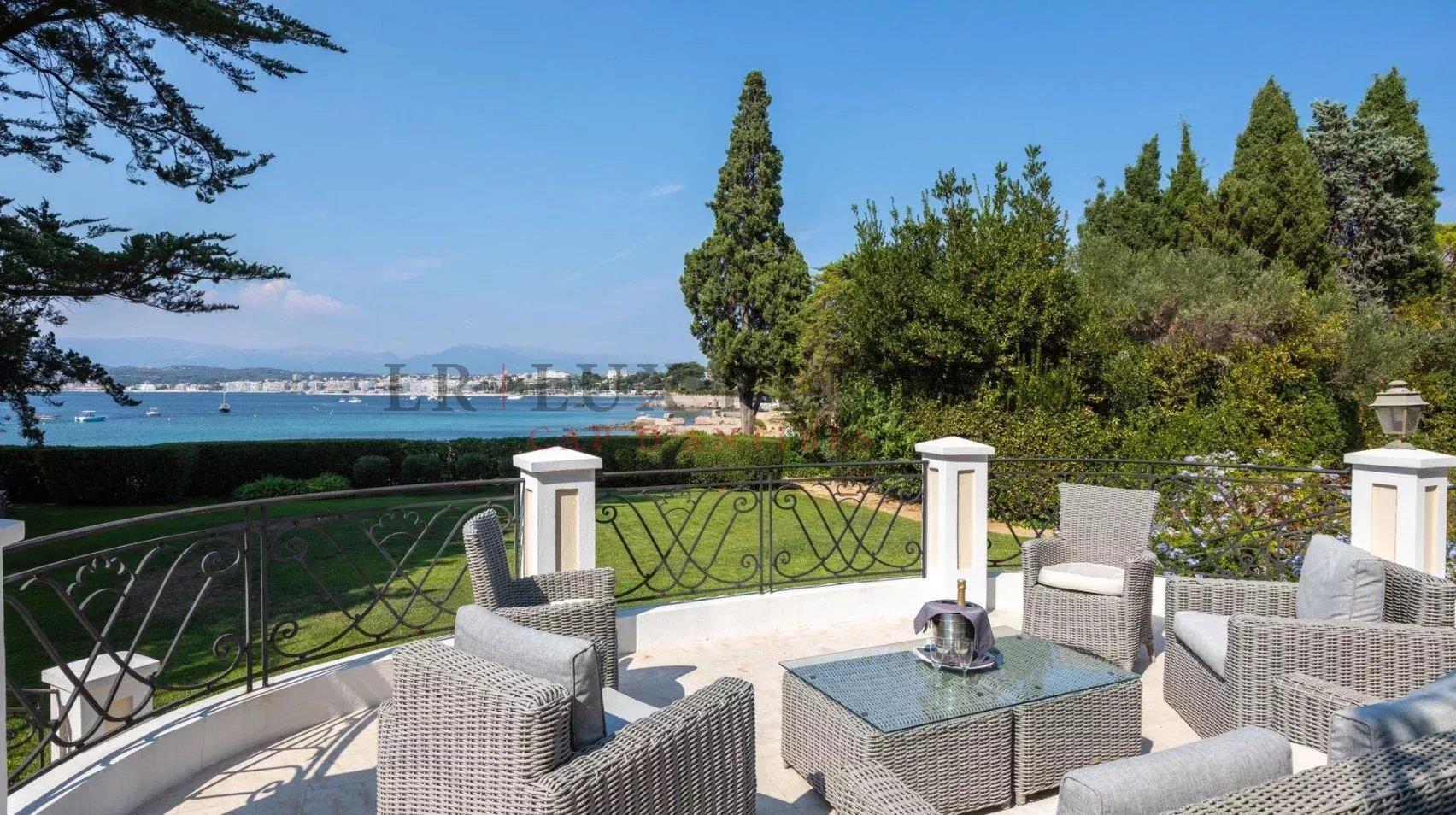 Maison à louer, 600m², Antibes