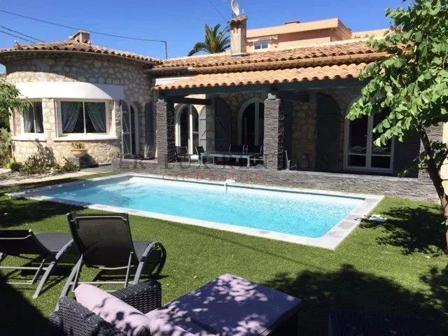 Maison à louer, 180m², Antibes